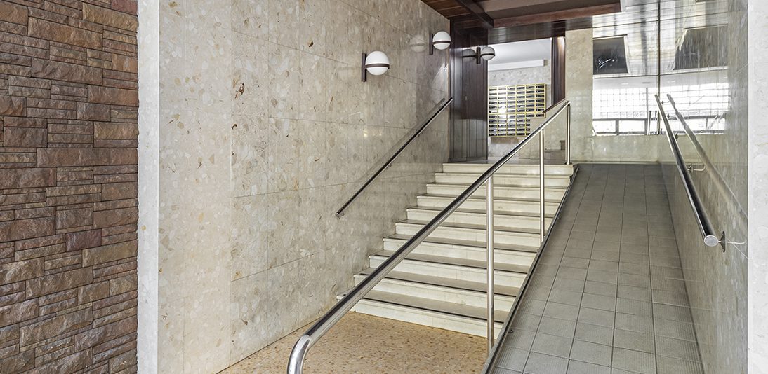 Eliminación de barreras arquitectónicas en comunidad de vecinos