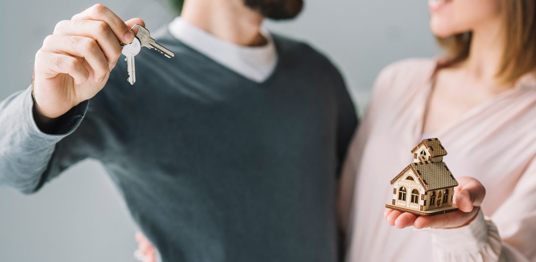 CLAVES PARA COMPRAR Y VENDER UNA VIVIENDA Claves para la compraventa de una vivienda